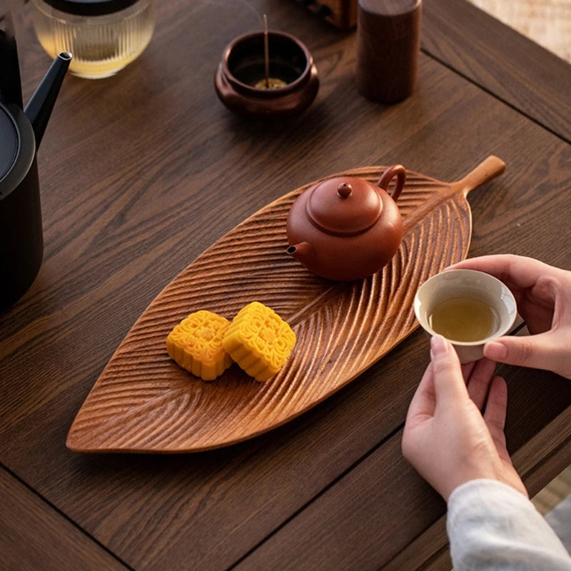 Vassoio Rinfreschi in Legno a Forma di Foglia – Piatto Frutta, Snack e Dessert Stile Giapponese